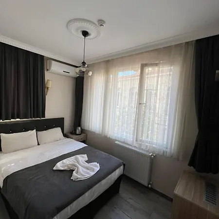 Oren Hotel Istanboel